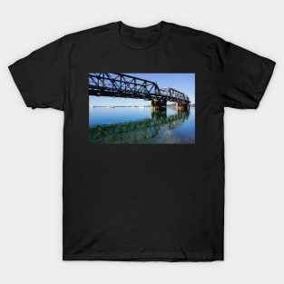 railway bridge T-Shirt